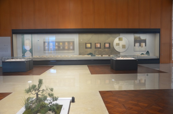 浙江圖書館文物展柜